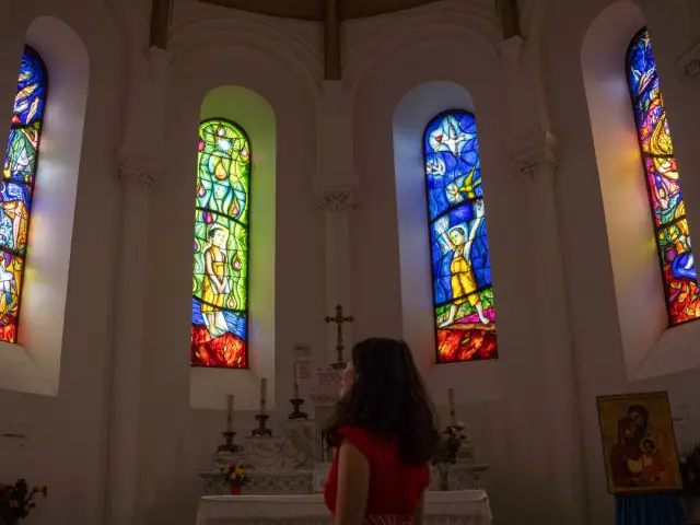 La Chapelle des Mineurs - Vitraux - Faymoreau